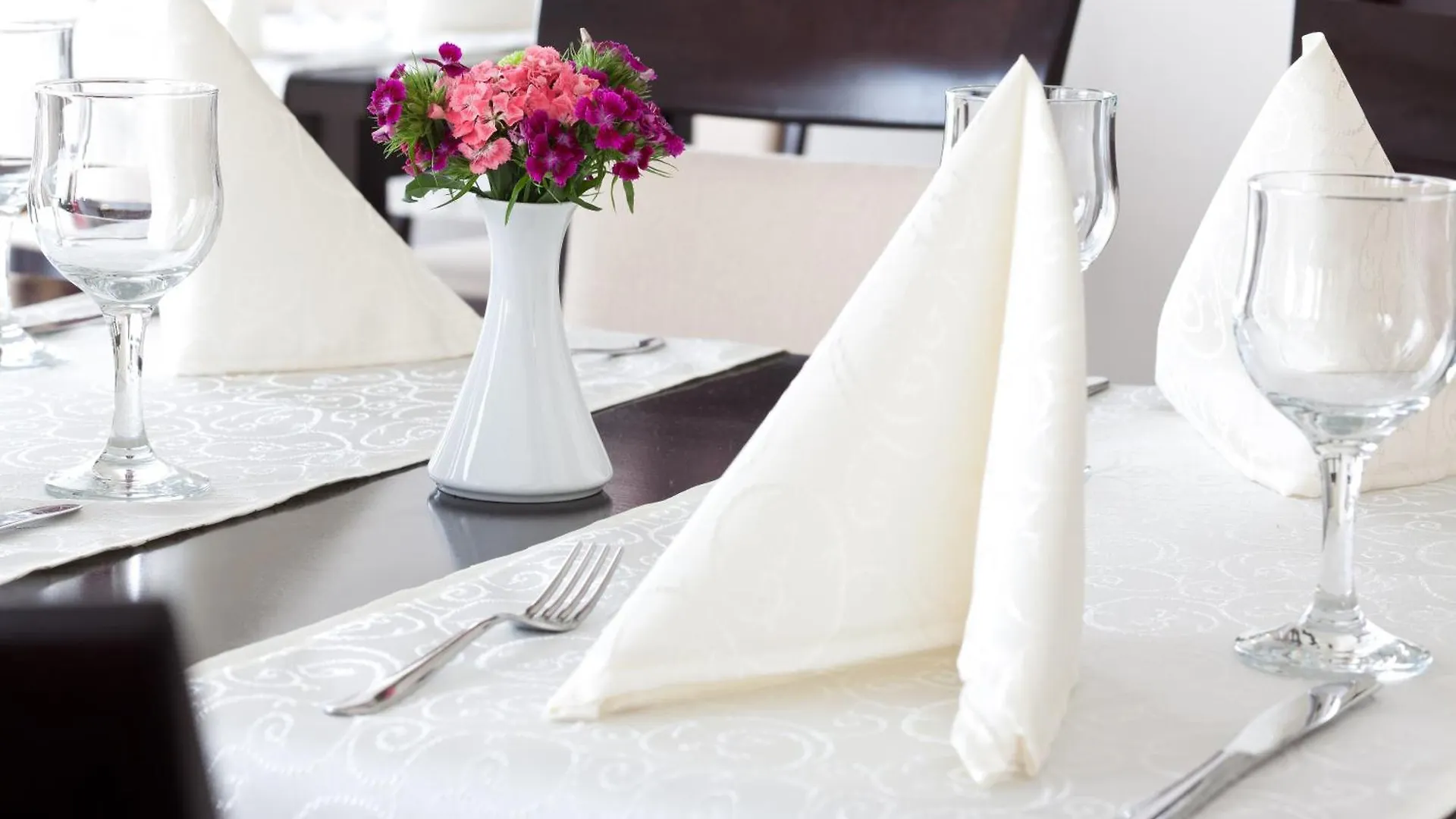 Europa Royale Bucharest Hotel 4*,