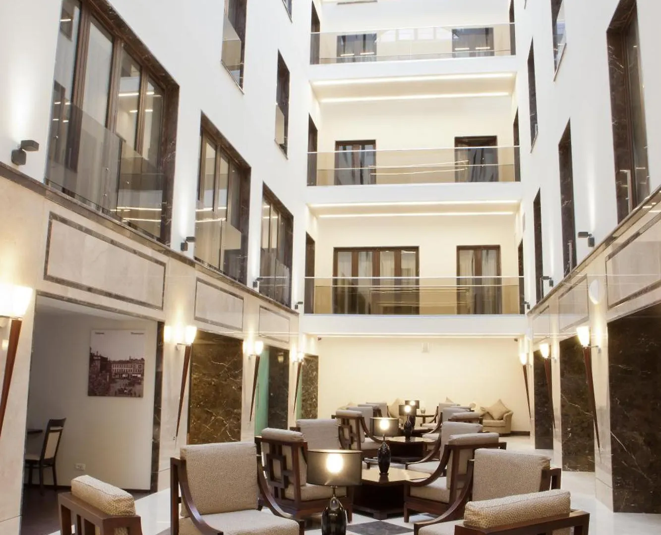 Europa Royale Bucharest Otel